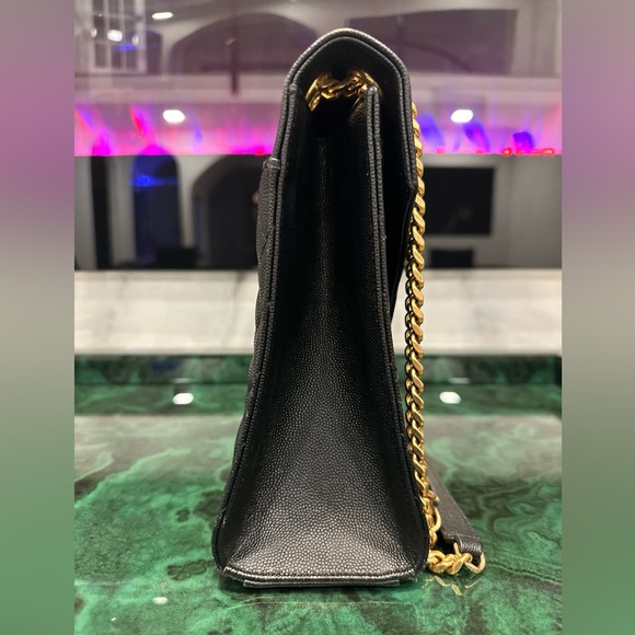 Envelope Large Quilted Leather Crossbody - Picture 5 of 15